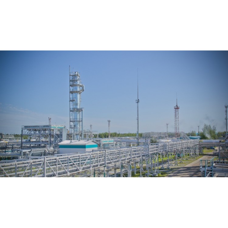 The main pumping station, Yuzhno- Balykskiy GPP (Gas Processing Plant)